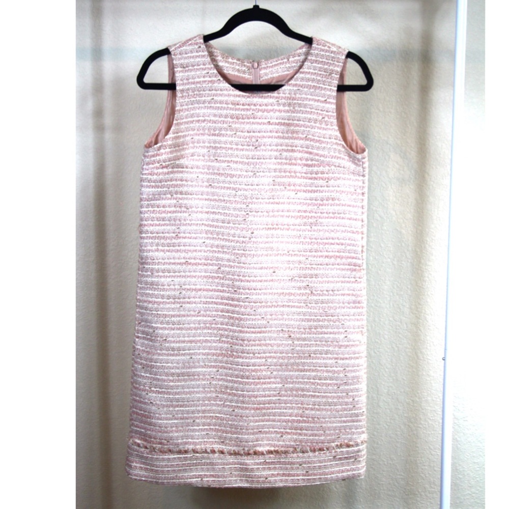 Pink tweed pattern knee length dress